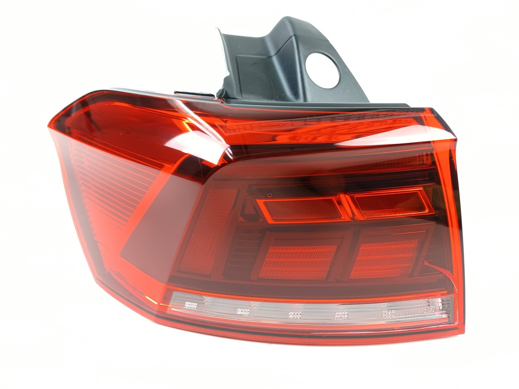 фото №8, Фара лампа левый задняя nowa full led vw passat b8 3g9945095f