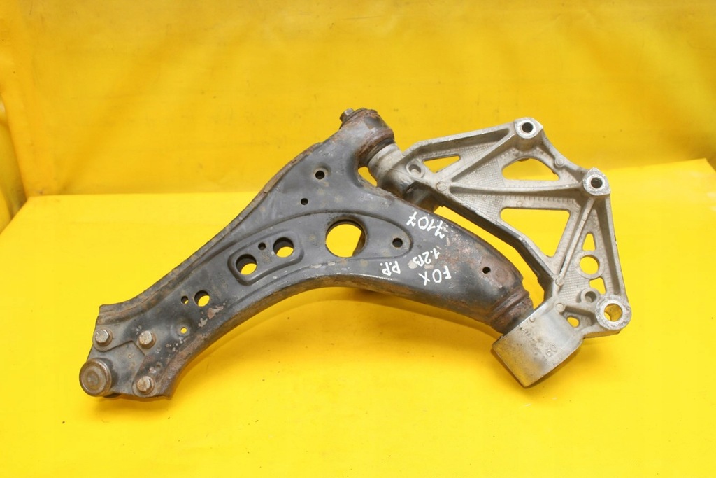 фото №7, Рычаг правый перед vw fox polo iv 1.2 b 6q0407157c