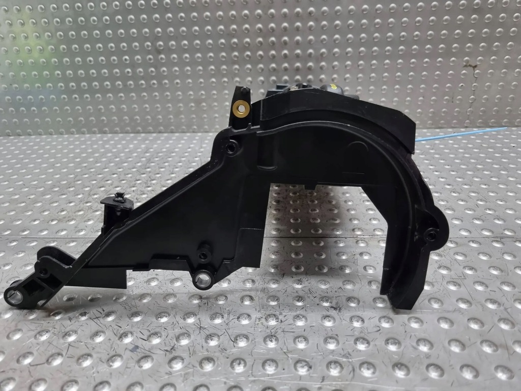 фото №6, Крышка клапанов 9689112980 volvo s40 v50 1.6 d4162t