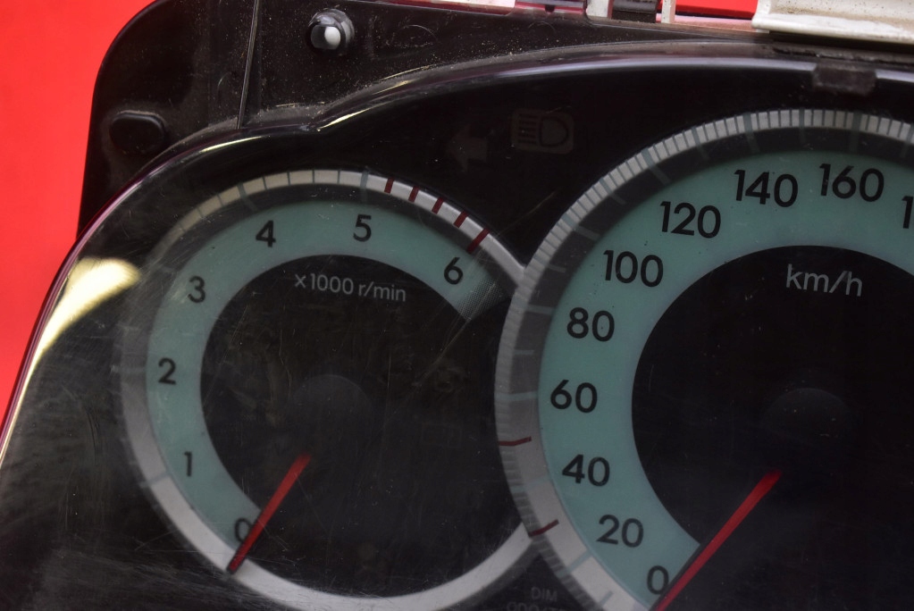 фото №9, Счетчик приборы eu 83800-0f091 toyota corolla verso 2 ii 2.2 d-cat 177 km