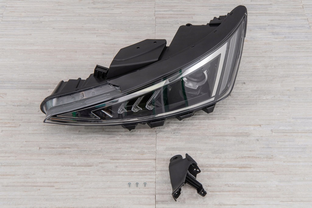 фото №13, Hyundai elantra vi ad 18-20 po faceliftingu лампа передняя левая 92101f2500