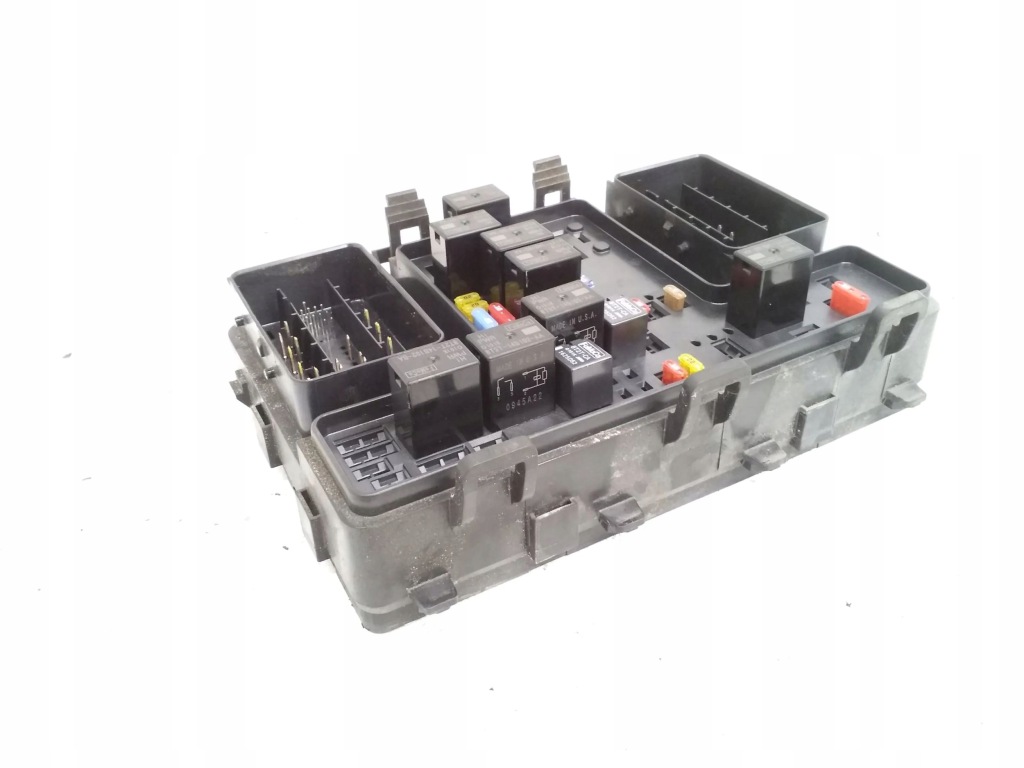 фото №2, Ford fusion ii 2016 рамка / модуль предохранителей