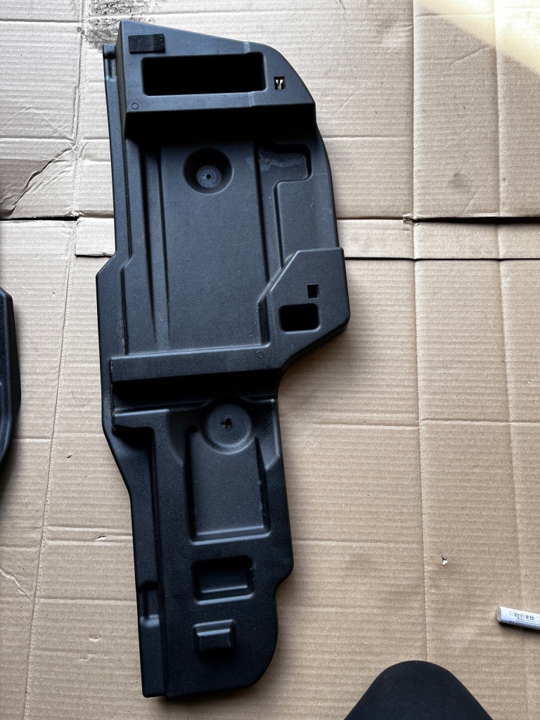 фото №1, 595 mazda 6 ii gh fl lift kombi вкладиш багажника лівий gs2a-68823