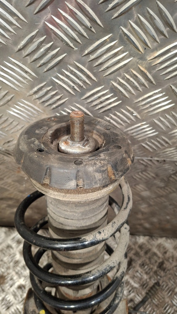 Амортизатор поворотный кулак левый перед peugeot 301 1.6hdi с Разборки