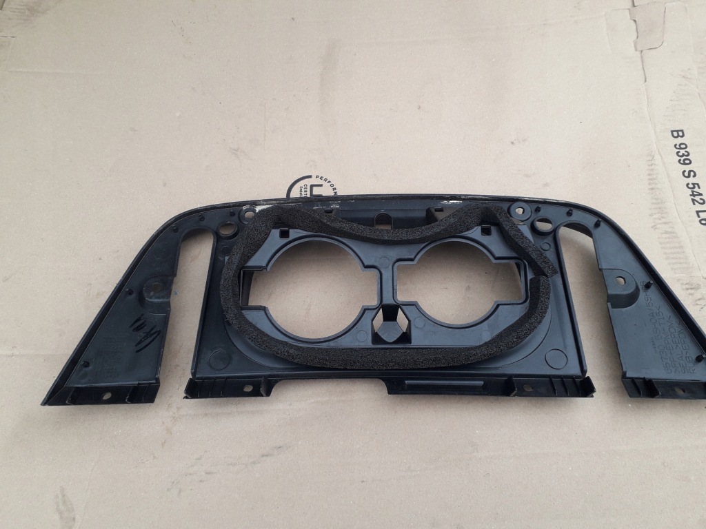 фото №3, Корпус разъём зарядки nissan leaf ii 17-