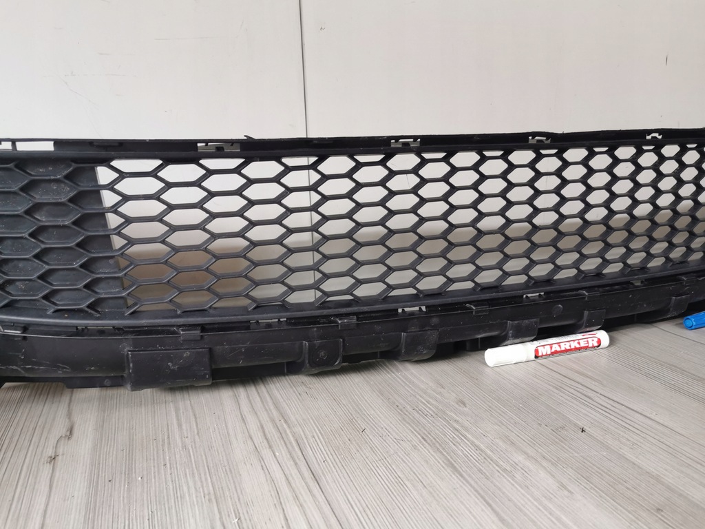 фото №6, Решётка средняя бампера перед renault trafic iii