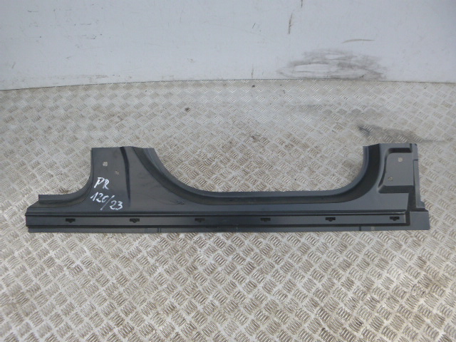 Купити Mercedes cls a257 поріг правий новий оригінальний номер