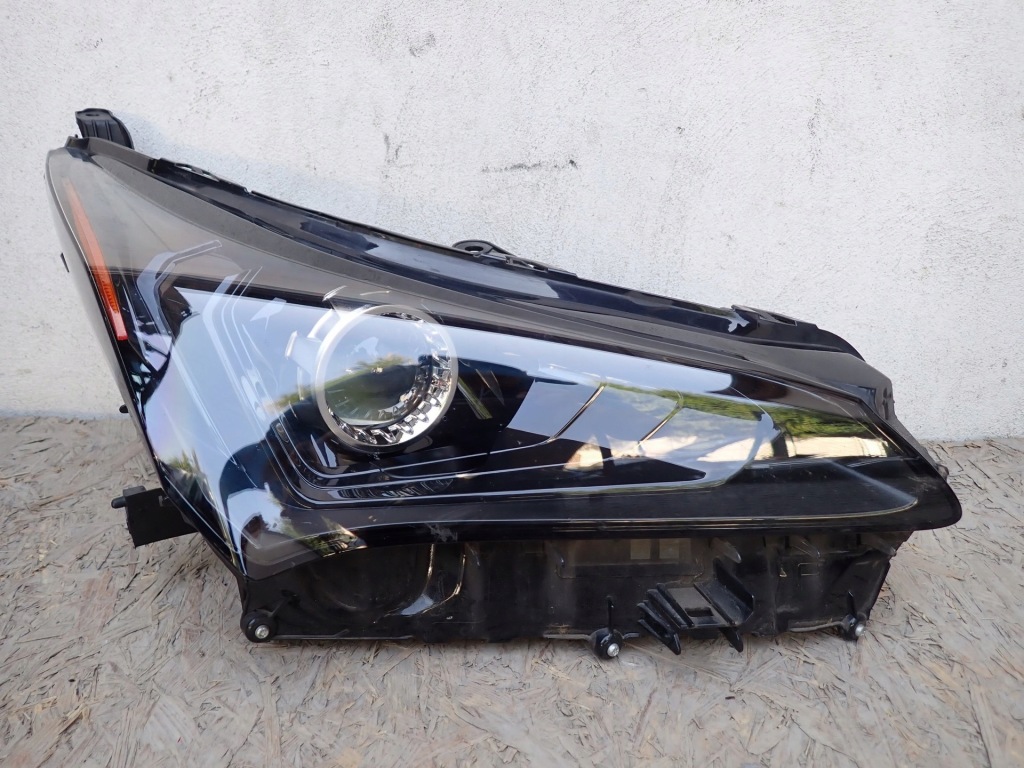 фото №1, Лампа правая фара правый full led lexus nx 300h 200t 2014- 8114578180