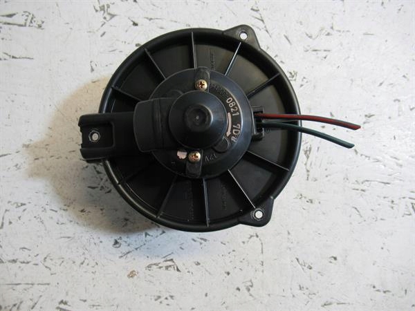 фото №1, Вентилятор обдув toyota yaris 1