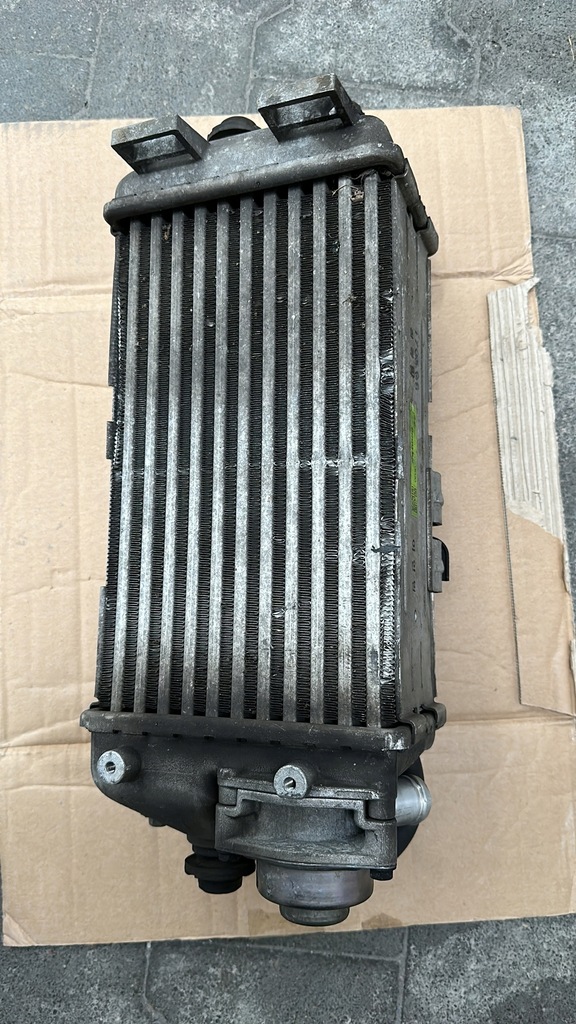 фото №1, Kia stonic 2018- інтеркулер