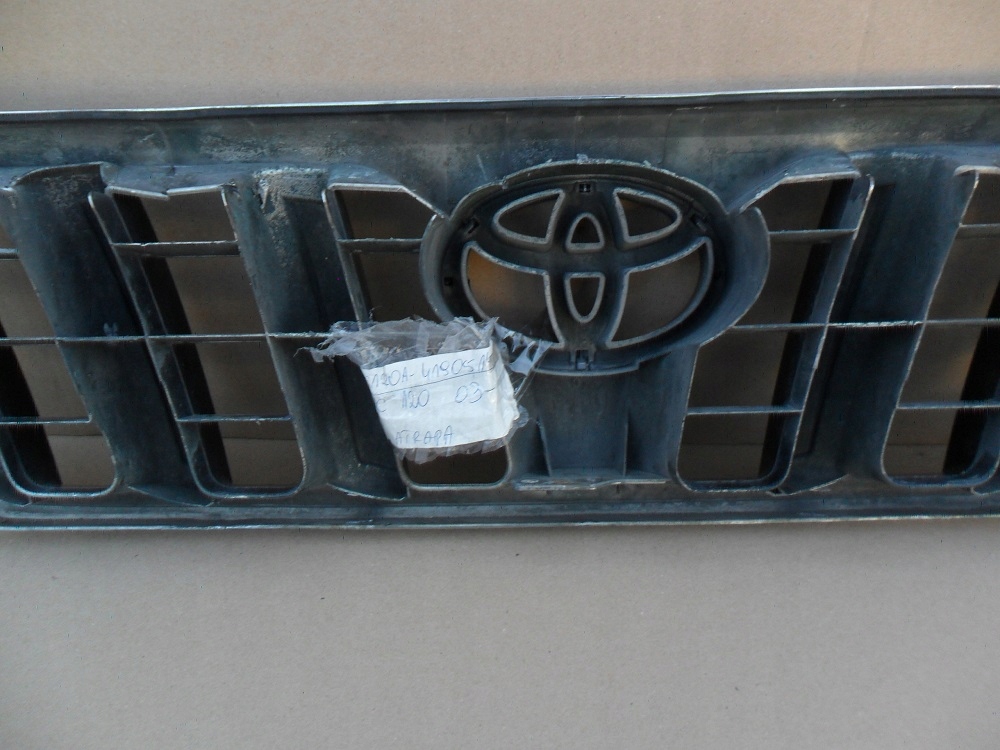 Toyota land cruiser 120 2002 2003 2004 2005 решётка радиатора Цена