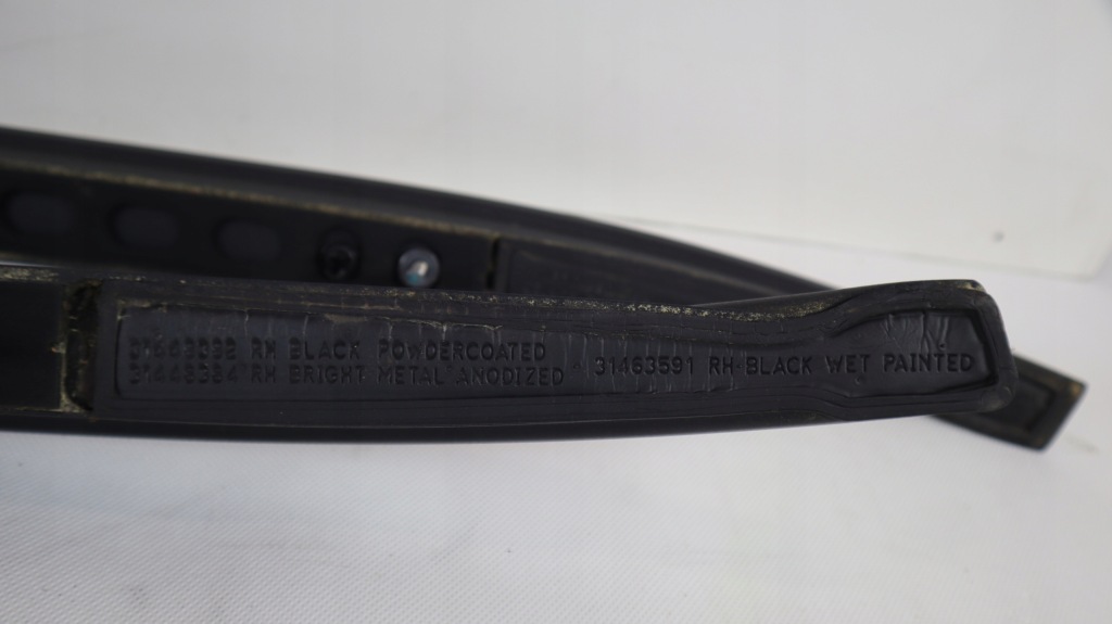 Купить Volvo xc40 рейлинги кровельные 31463591, 31448381