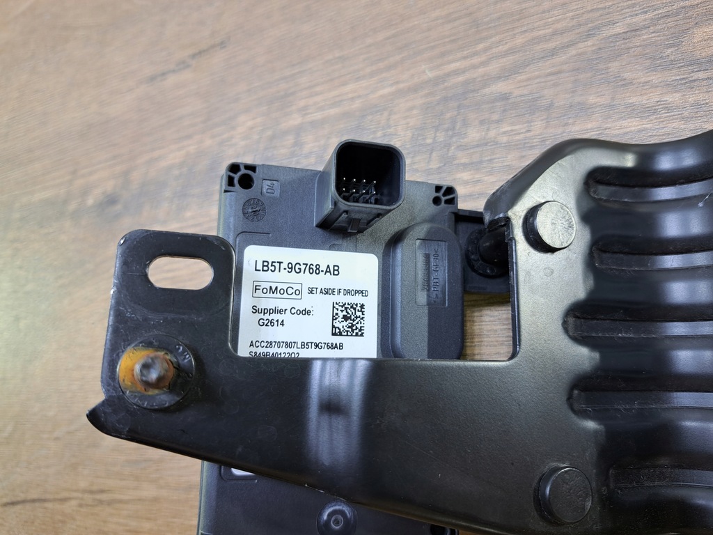 фото №8, Ford puma kuga fiesta радар senson lb5t-9g768-ab disctronic