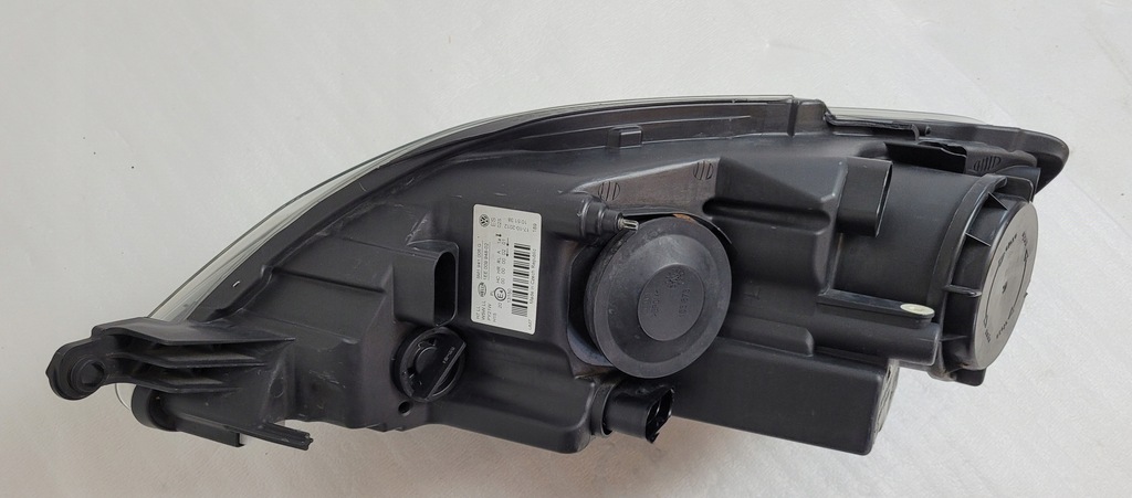фото №13, Лампа права звичайна vw golf plus 5m1 2009-2012