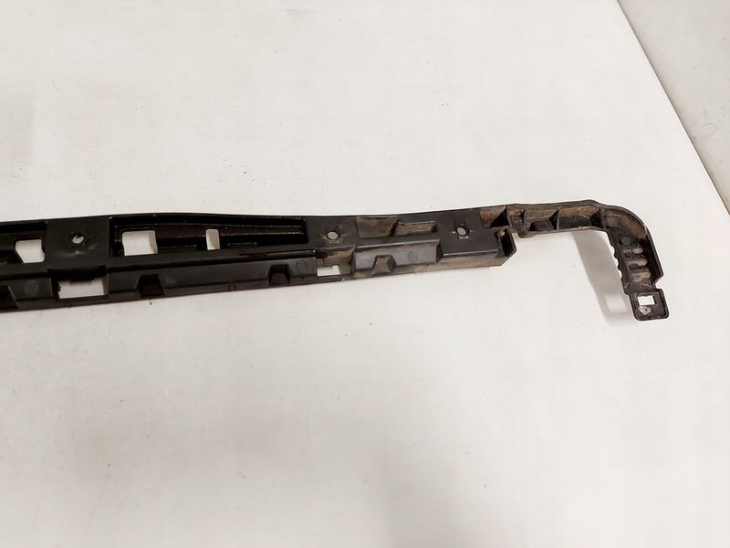 фото №8, Fiat 500l 500 l направляющая бампера средний задняя задний кронштейн кронштейн 51885876