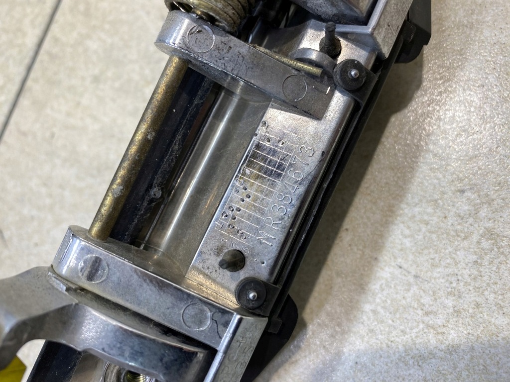 фото №5, Ручка зовнішня лівий перед pajero pinin mr384673