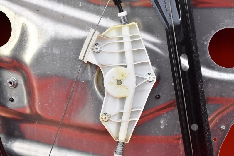 Подъемник стекло правый перед eu a2128201102 mercedes e-klasa w212 09-13 Цена