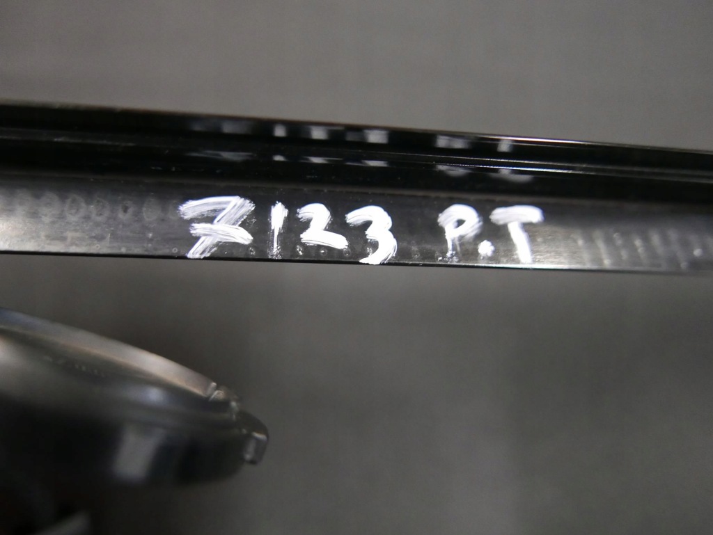 Bmw x5 f15 молдинг защита рамы стекло дверь правый задний  czarna 7289682 Киев