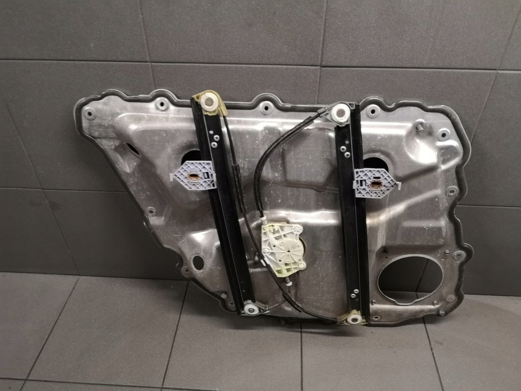 фото №6, Механізм скло правий задня audi a8 d3 4e0839850