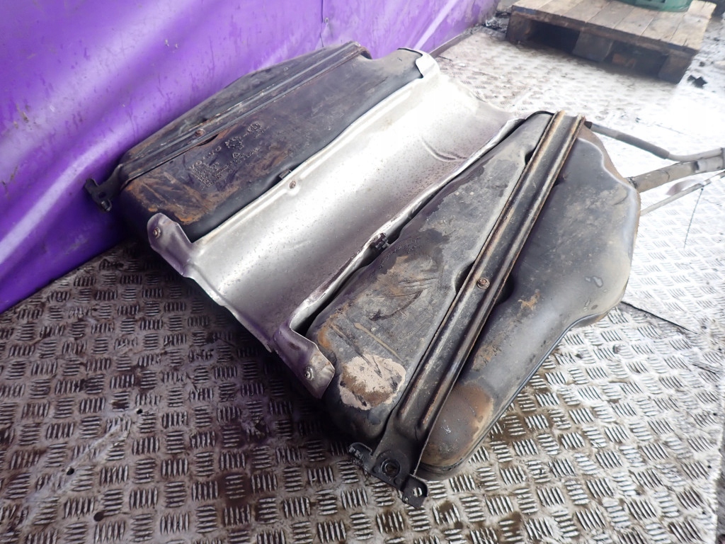 фото №8, Volvo s60 i sedan 00-04 2.4 бак пального bak труба заливної