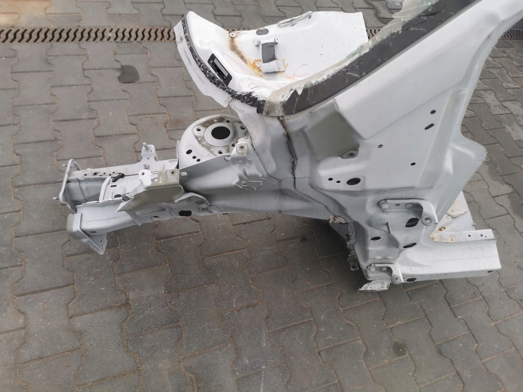 фото №4, Ford transit connect mk2 14-23r.- четверть левый перед