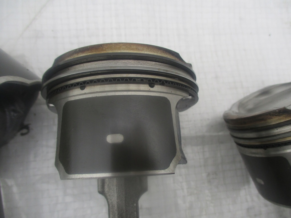 фото №3, Поршень шатун renault nissan mercedes 1.3 tce dig