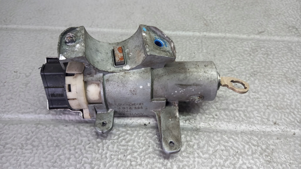 фото №1, Замок запалювання volvo s80 i 00r 2.9b sedan 8626324