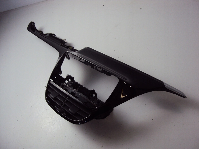 фото №1, Рамка решётки обдув peugeot 208 i lift 15-