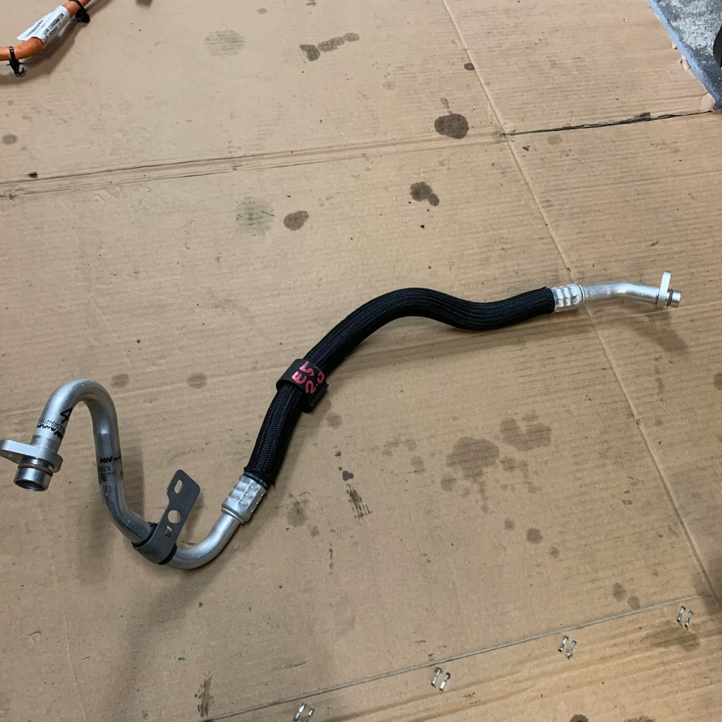 фото №1, Renault espace v 2.0 dci wąż шланг кондиціонера 924545917r