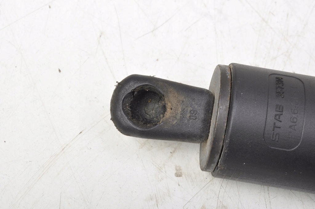 Купить Mercedes cla w117 привод амортизатор крышки a1179800564 комплект