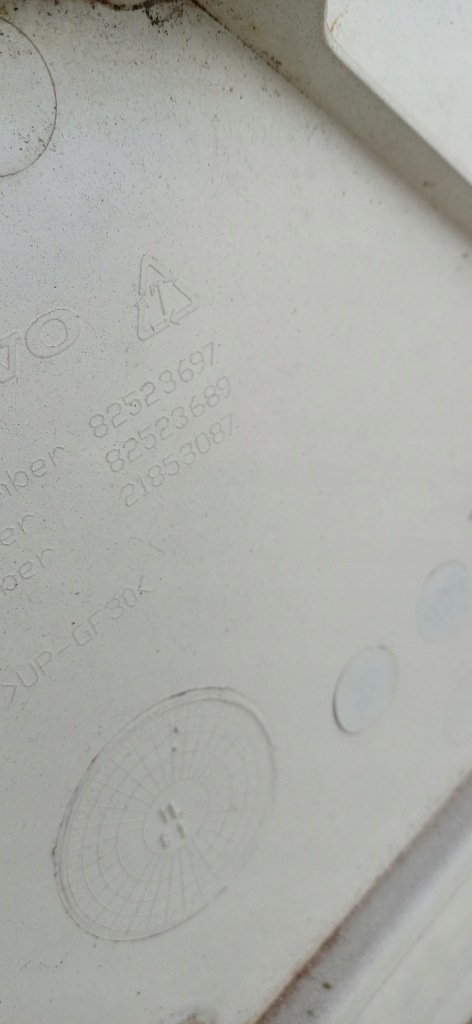 фото №12, Volvo fe fl капот решётка радиатора решётка радиатора 82523697 euro 6