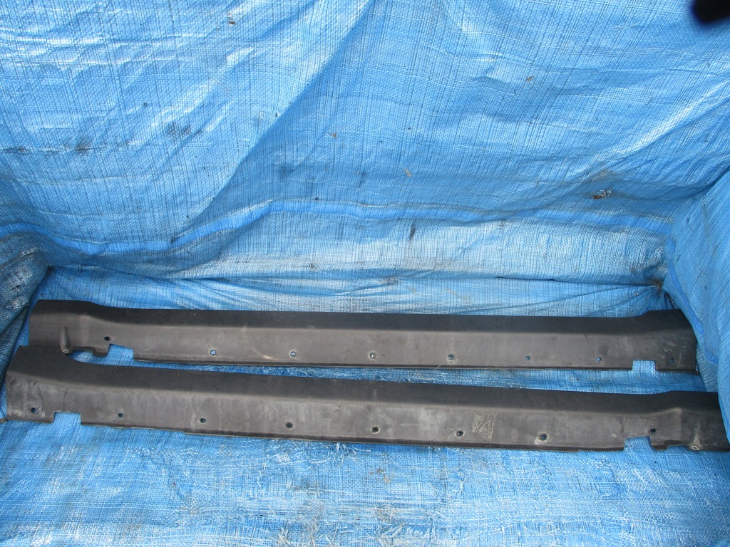 фото №1, Молдинг накладка порог правая mahindra kuc 100 g80