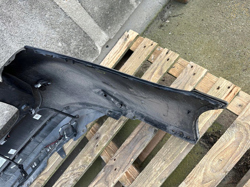 фото №5, Бампер задняя toyota corolla e21 kombi trek комплектный