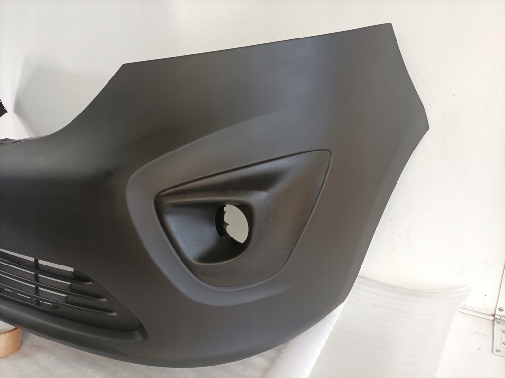 фото №2, Opel vivaro b бампер перед