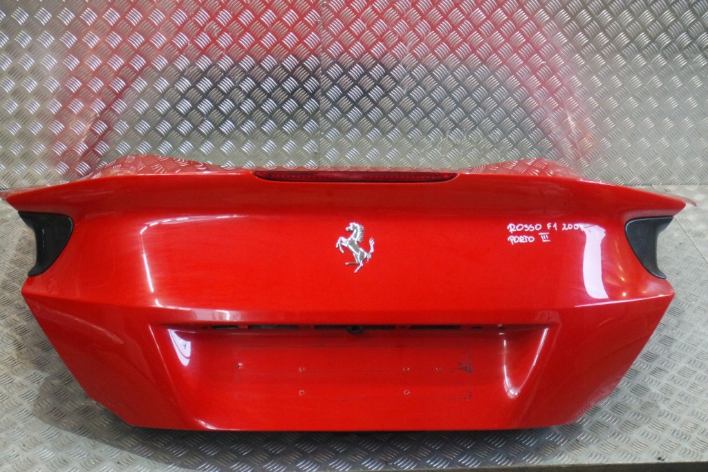 Купити Комплектна кришка багажника задній ferrari portofino карбон 3
