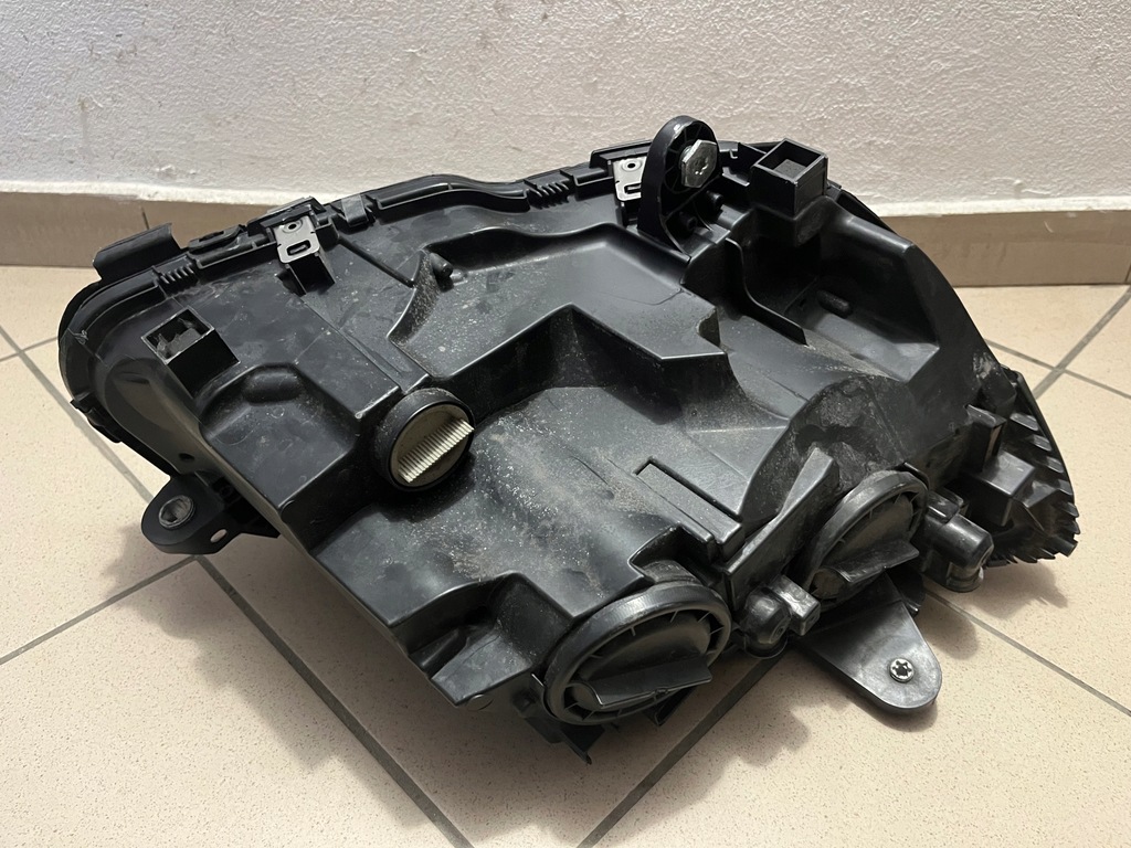 фото №16, Mercedes c klasa w205 a205 лампа передняя перед левая