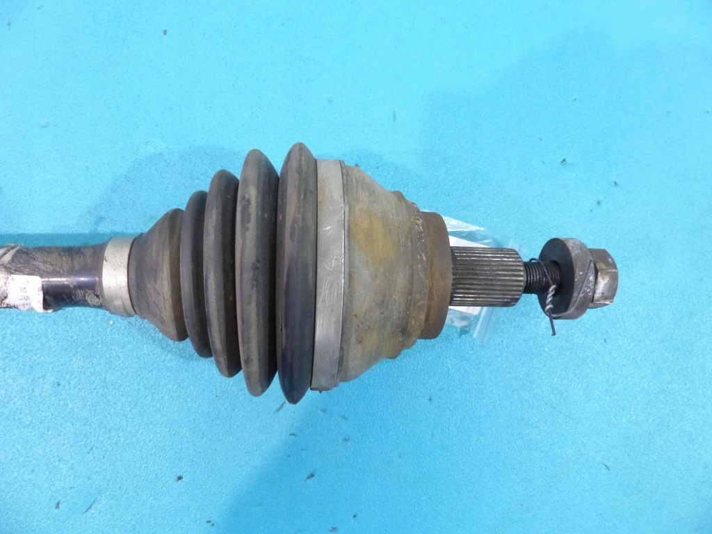 фото №2, Приводной вал левая seat leon ii 2.0 tfsi 6b