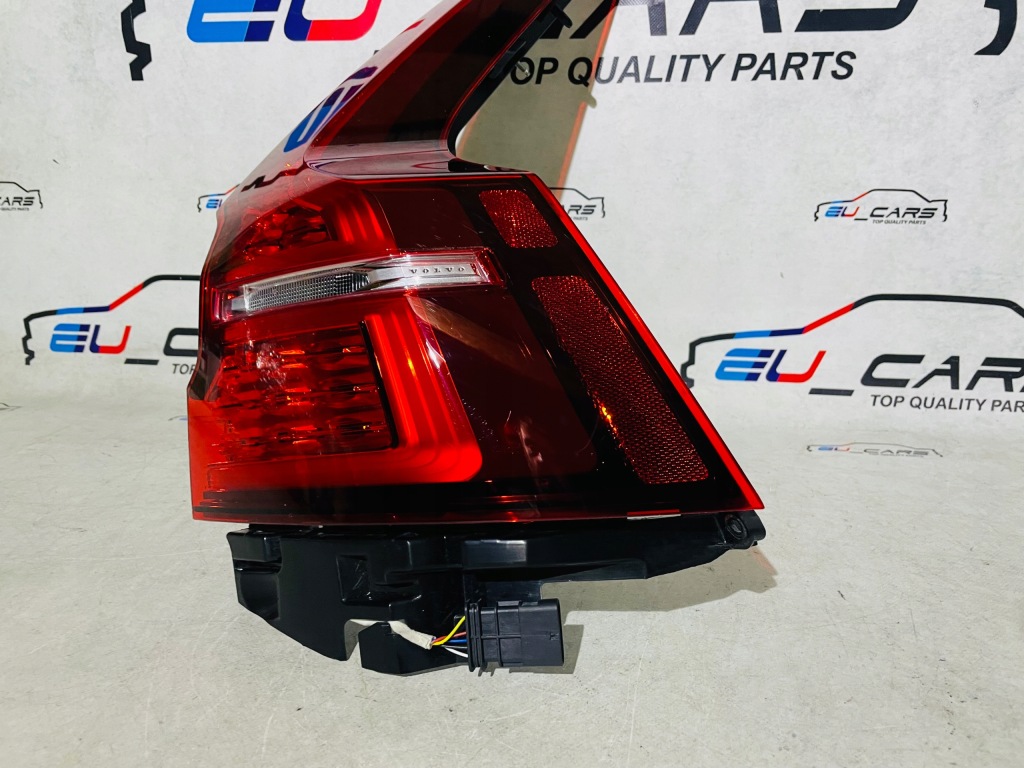 фото №3, Volvo v60 v 60 ii 2 cross country лампа права задня задня led 2018-2023 rok