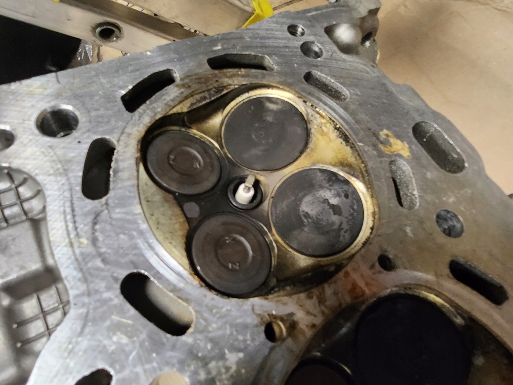 фото №6, Головка двигателя toyota yaris iii 1.5 1nz гибрид