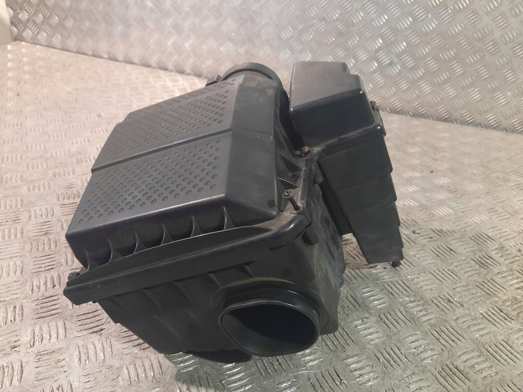 фото №2, Land rover range rover sport l320 2011 корпус фильтра воздуха 4619685916