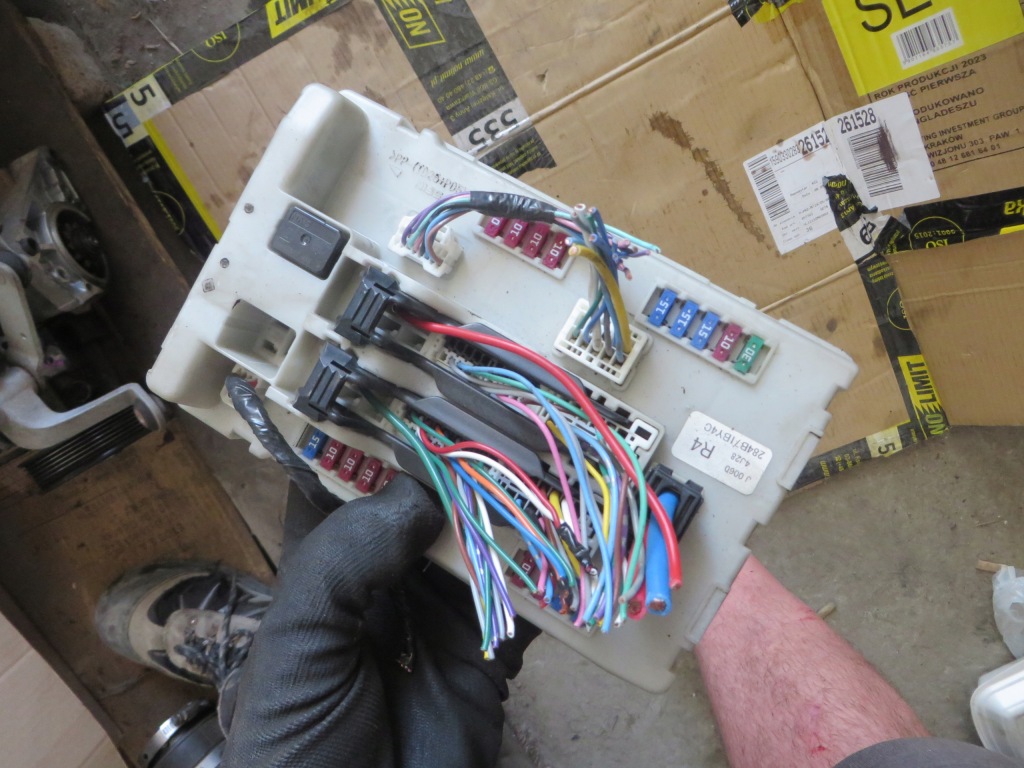 фото №1, Модуль коробка bsi nissan infiniti 284b71by4c x