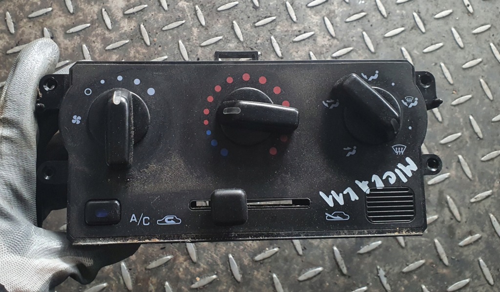 фото №1, Панель обдув i ac nissan micra k11