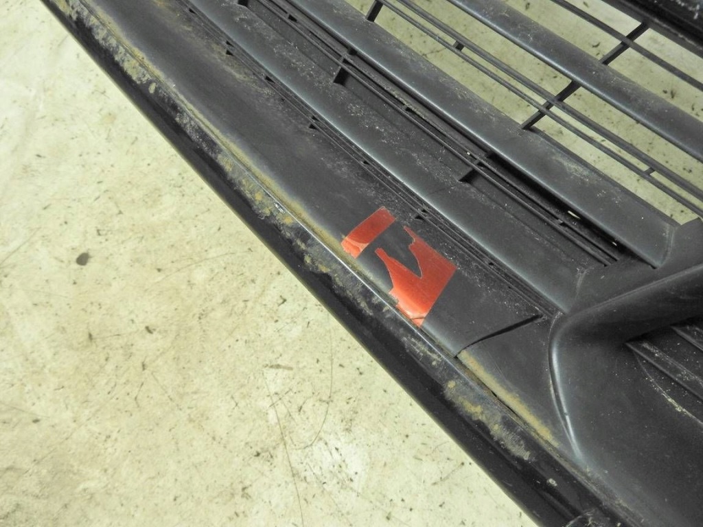 Peugeot 308 2 t9 13-17 ktvd бампер перед комплектный Недорого