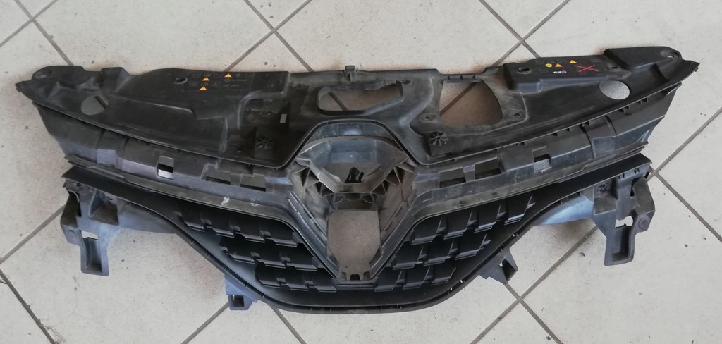 фото №1, Решітка радіатора решітка радіатора накладка каркас renault clio v 5 2019 -2023