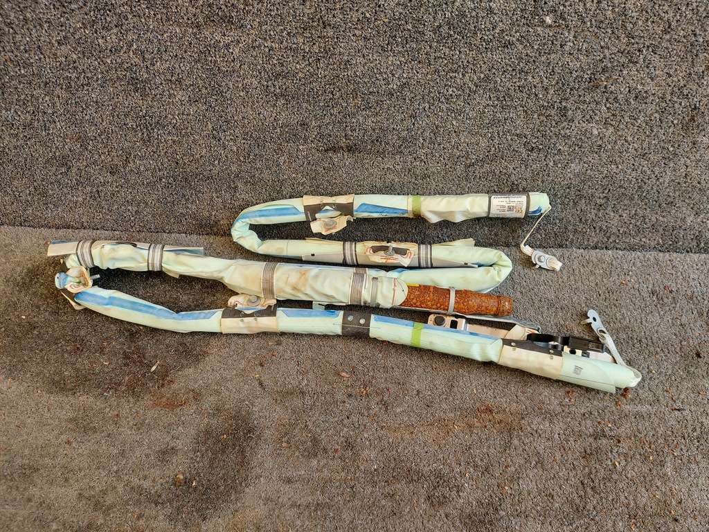 фото №1, Jeep grand cherokee wk2 шторка безпеки ліва