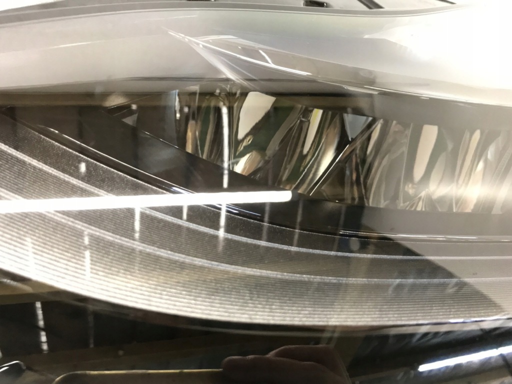 Tesla 3 рестайлінг  full led ліва 1514952-00-c фара в Україні