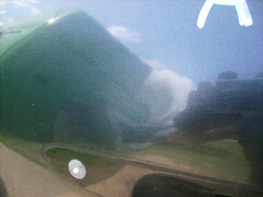 фото №8, Крышка багажника багажника задняя 1e2 toyota avensis verso 01-03r