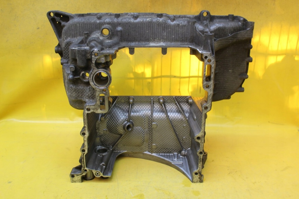 Піддон масляна audi a4 b8 a6 c7 3.0 tdi cla 059103601ce Недорого