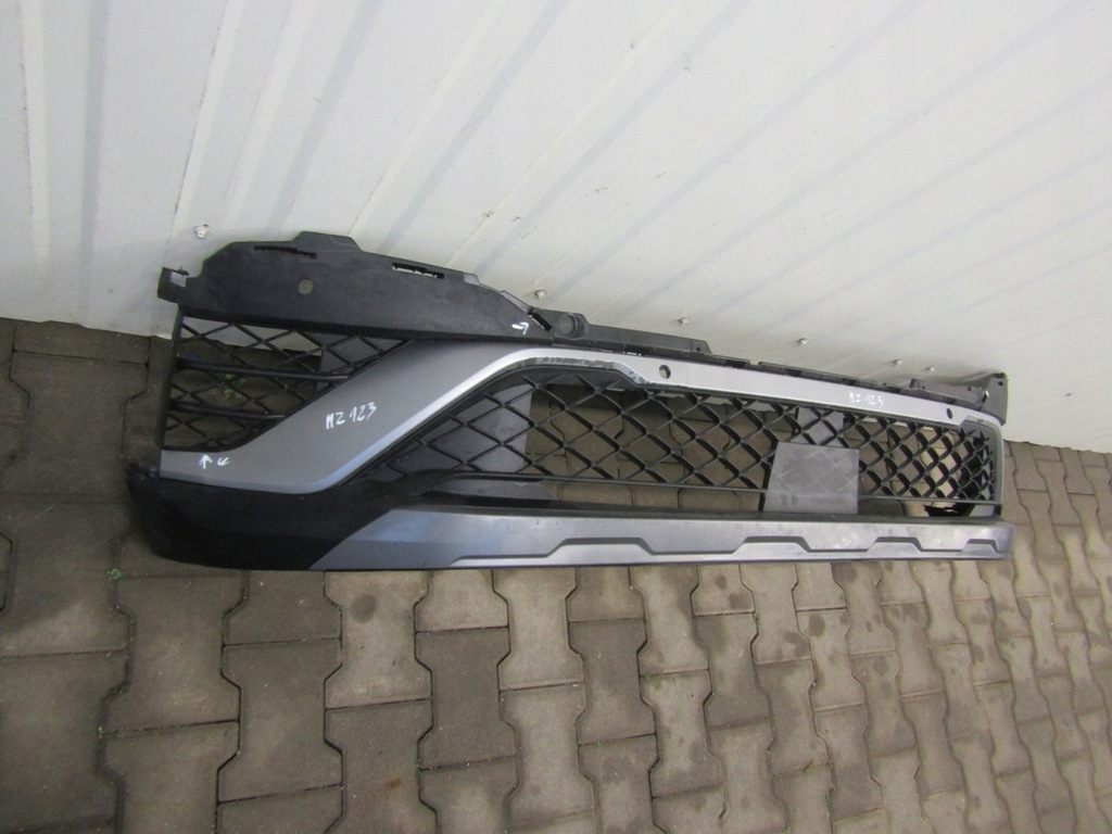 фото №2, Бампер перед решётка renault captur ii 2 rs-line