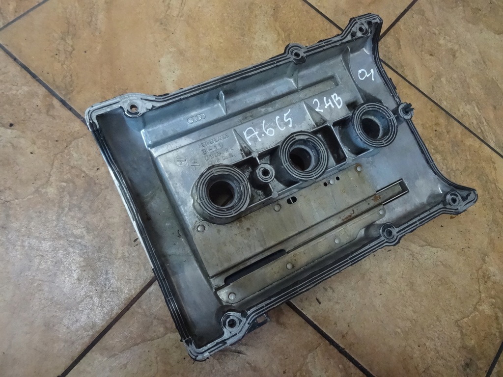 фото №6, Audi a6 c5 2.4b 01' кришка клапанів 078103472